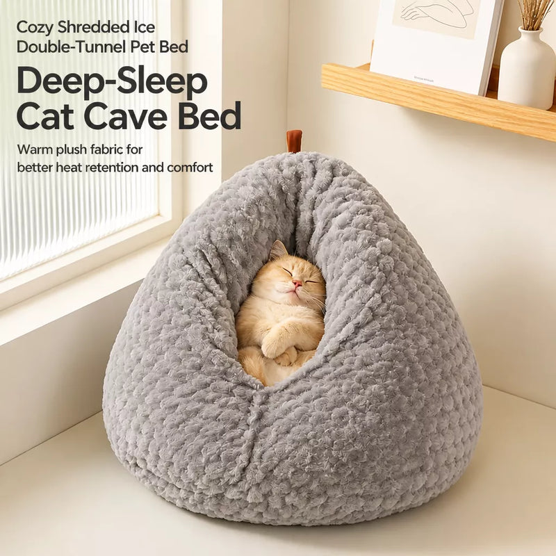 Enclosed Chicken-Shaped Plush Cat Bed